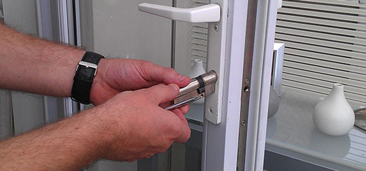 Commercial Door Lock Repair in Agoura Hills